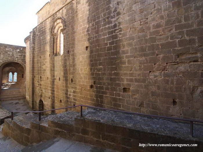 MURO NORTE DE LA IGLESIA DE SAN PEDRO